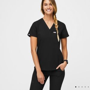 Fig Catarina Black Top Size Medium. Tore tags off but never wore!